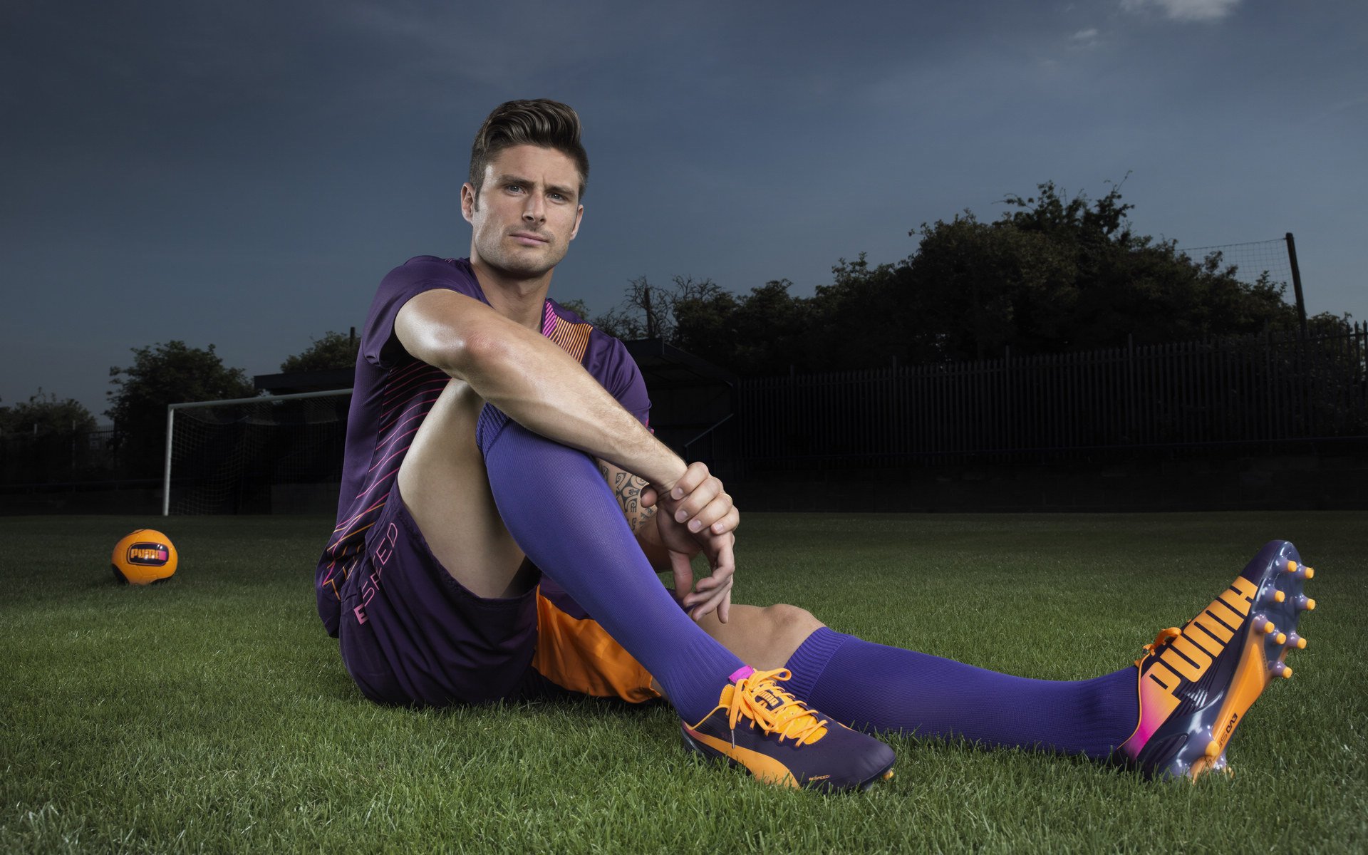 梅西重返赛场,出色发挥首场状态出色,C9观众沸腾!比赛高潮迭起